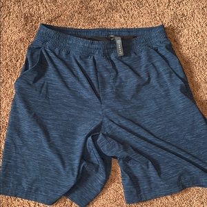 Blue Lululemon Shorts size Large with liner